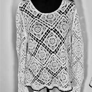 NWT Ultra Pink Crochet Top & Pants. Brand new never worn!